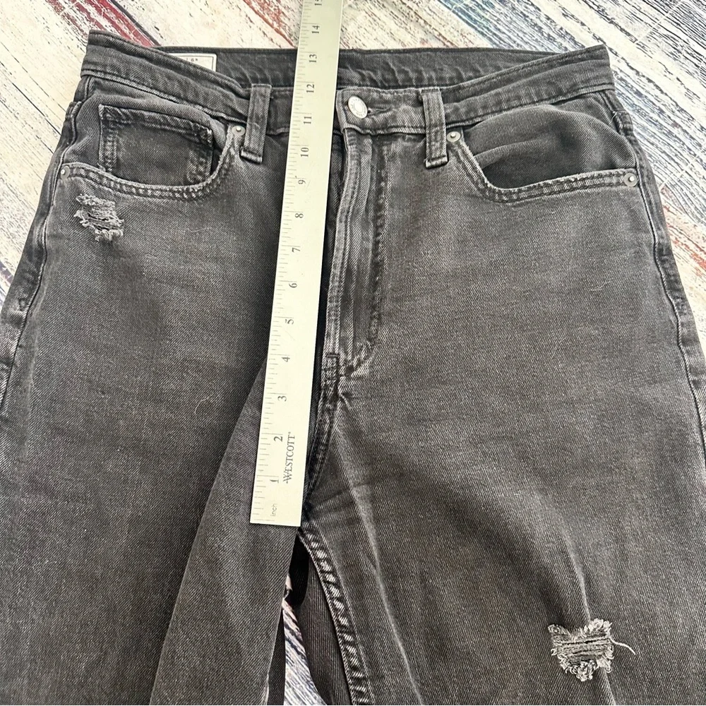 GAP 90’s Loose High Rise in Washed Black Women’s Jeans